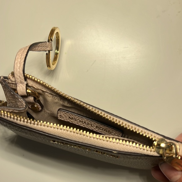 Michael Kors wristlet,  light pink used SLG, gold toned hardware, key pouch - Picture 3 of 8